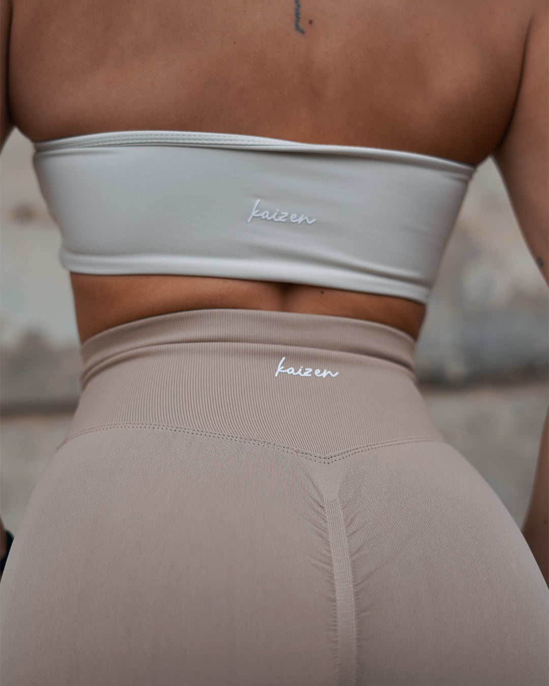 STRAP BRA