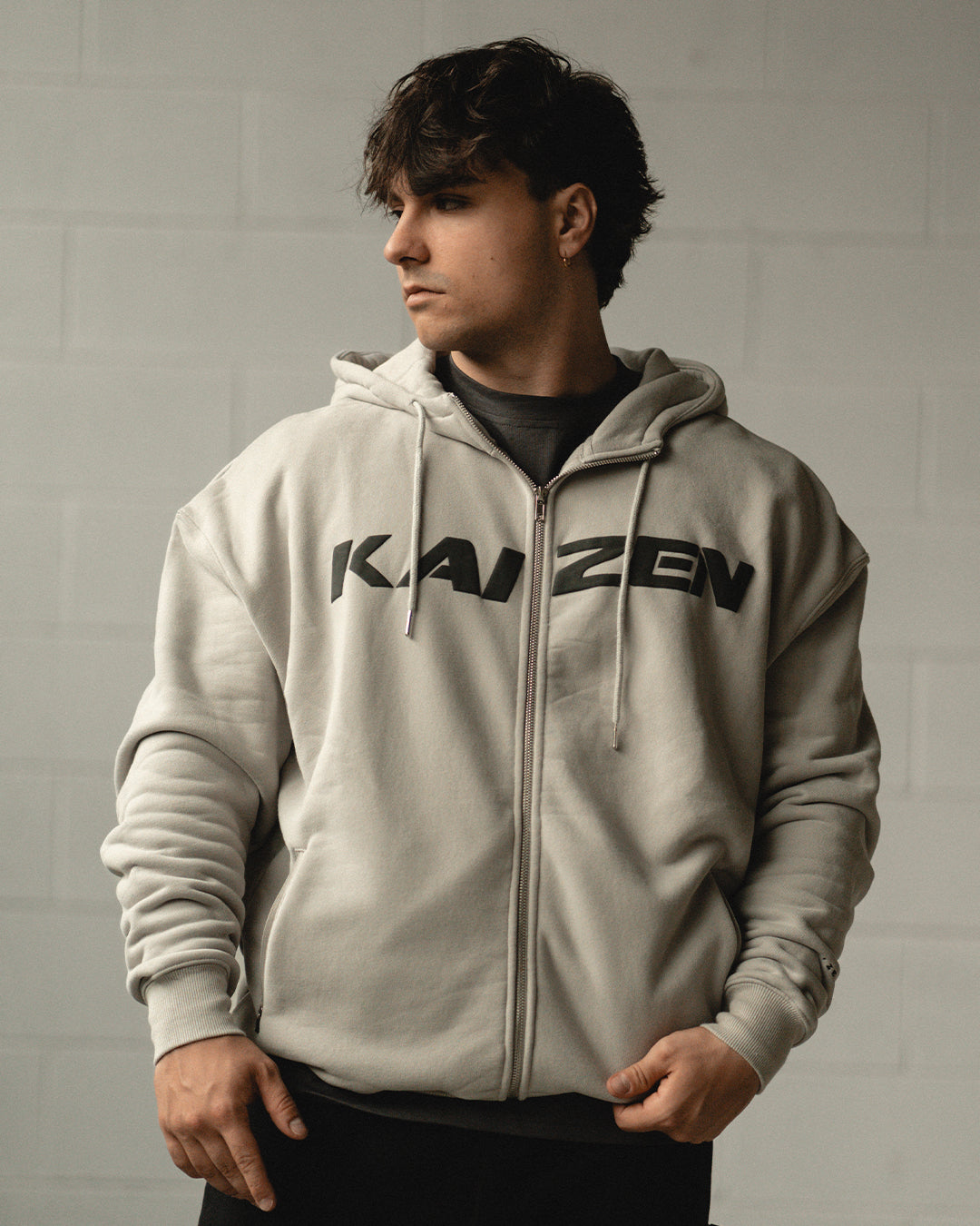TEAM KAIZEN™ OVERSIZE FULL ZIP HOODIE