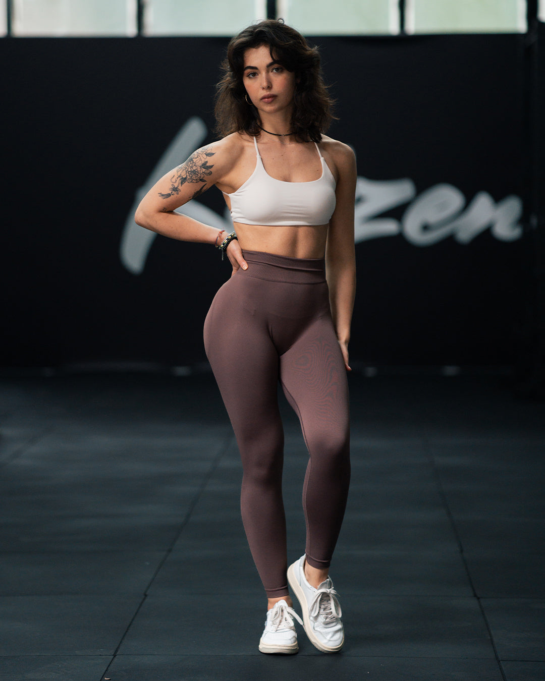 SEAMLESS PERFORMANCE LEGGINGS