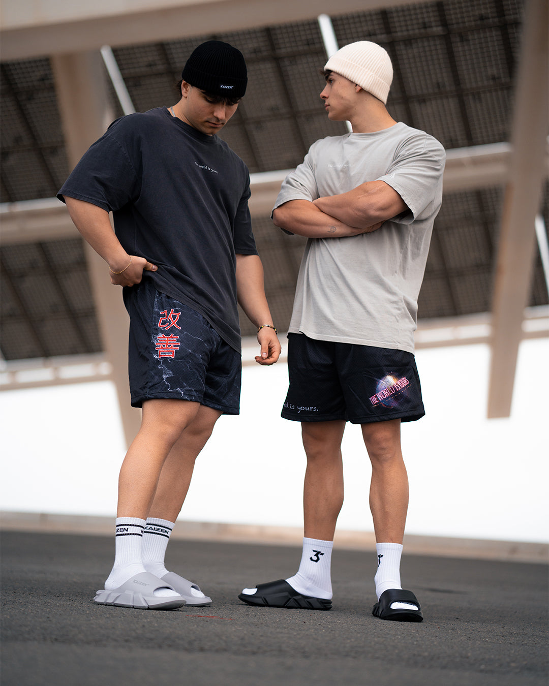 DANNY X KAIZEN OVERSIZED THE WORLD IS YOURS T-SHIRT