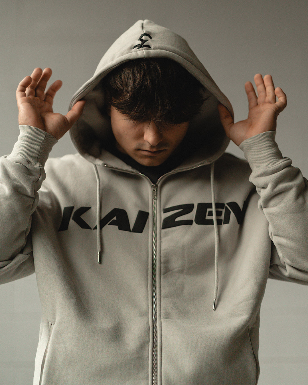 TEAM KAIZEN™ OVERSIZE FULL ZIP HOODIE