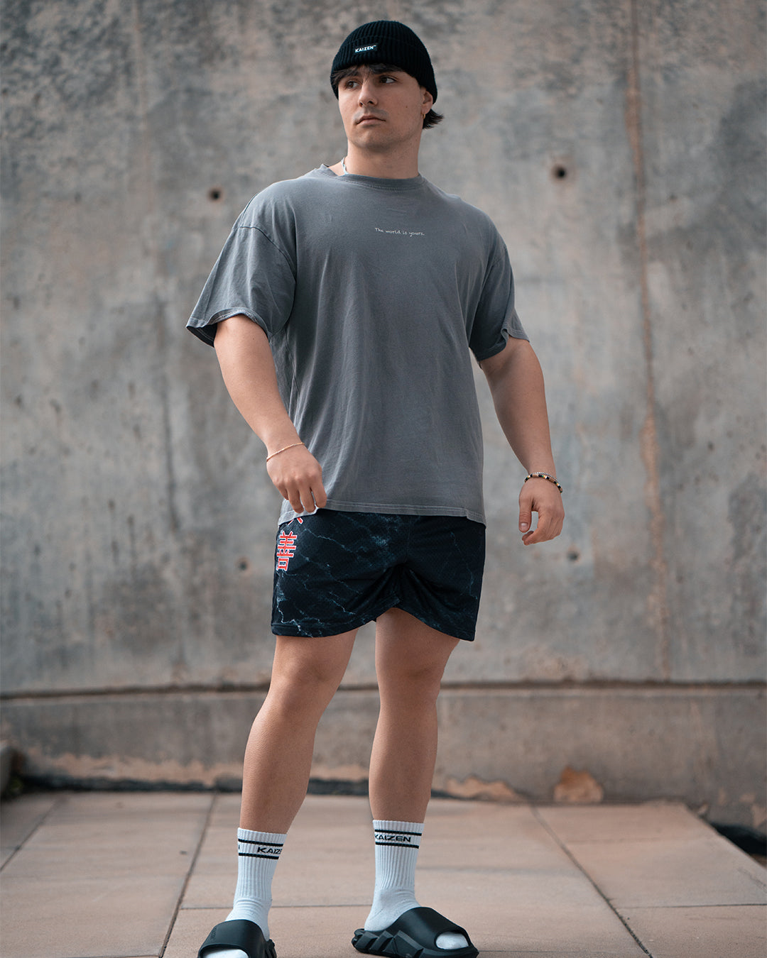 DANNY X KAIZEN OVERSIZED THE WORLD IS YOURS T-SHIRT