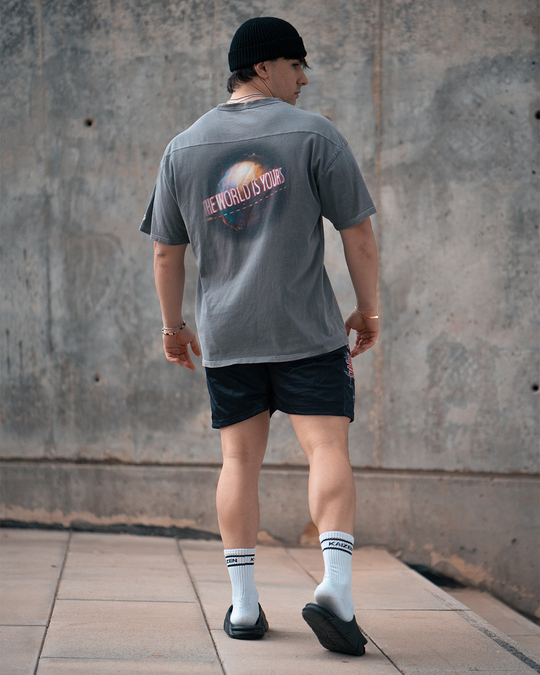 DANNY X KAIZEN OVERSIZED THE WORLD IS YOURS T-SHIRT