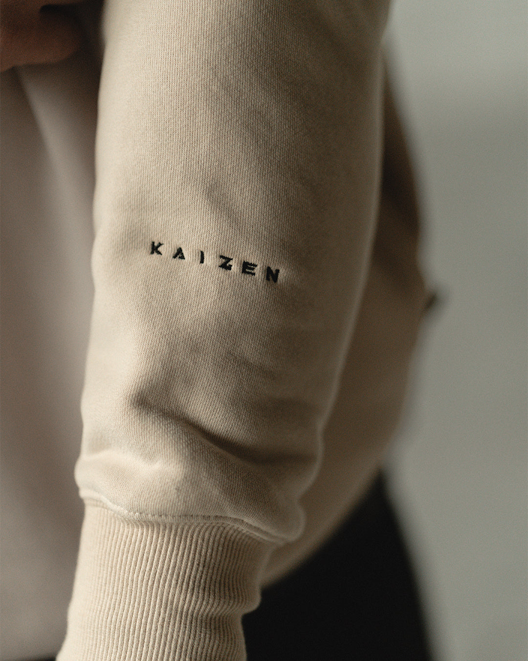 TEAM KAIZEN™ OVERSIZE 1/4 ZIP PULLOVER