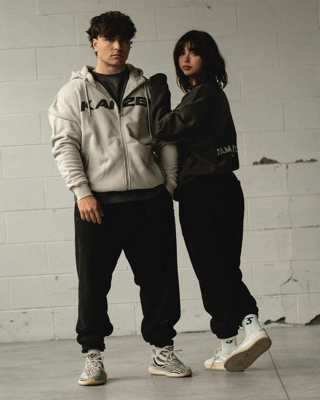 TEAM KAIZEN™ OVERSIZE FULL ZIP HOODIE
