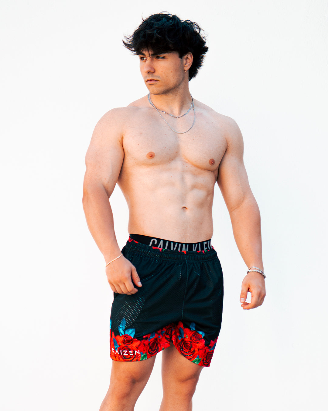 Leg-Day Shorts - Black Roses