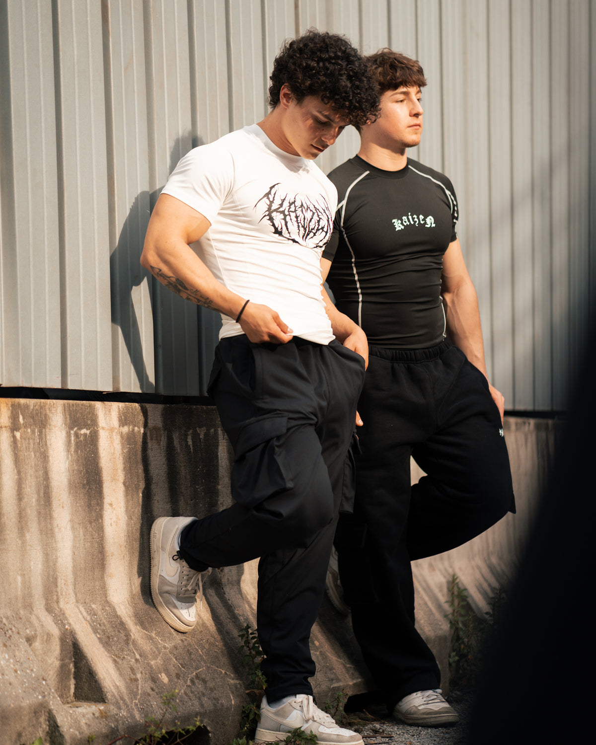 SHORTSLEEVE COMPRESSION T-SHIRT - BLACK CRAZE / WHITE