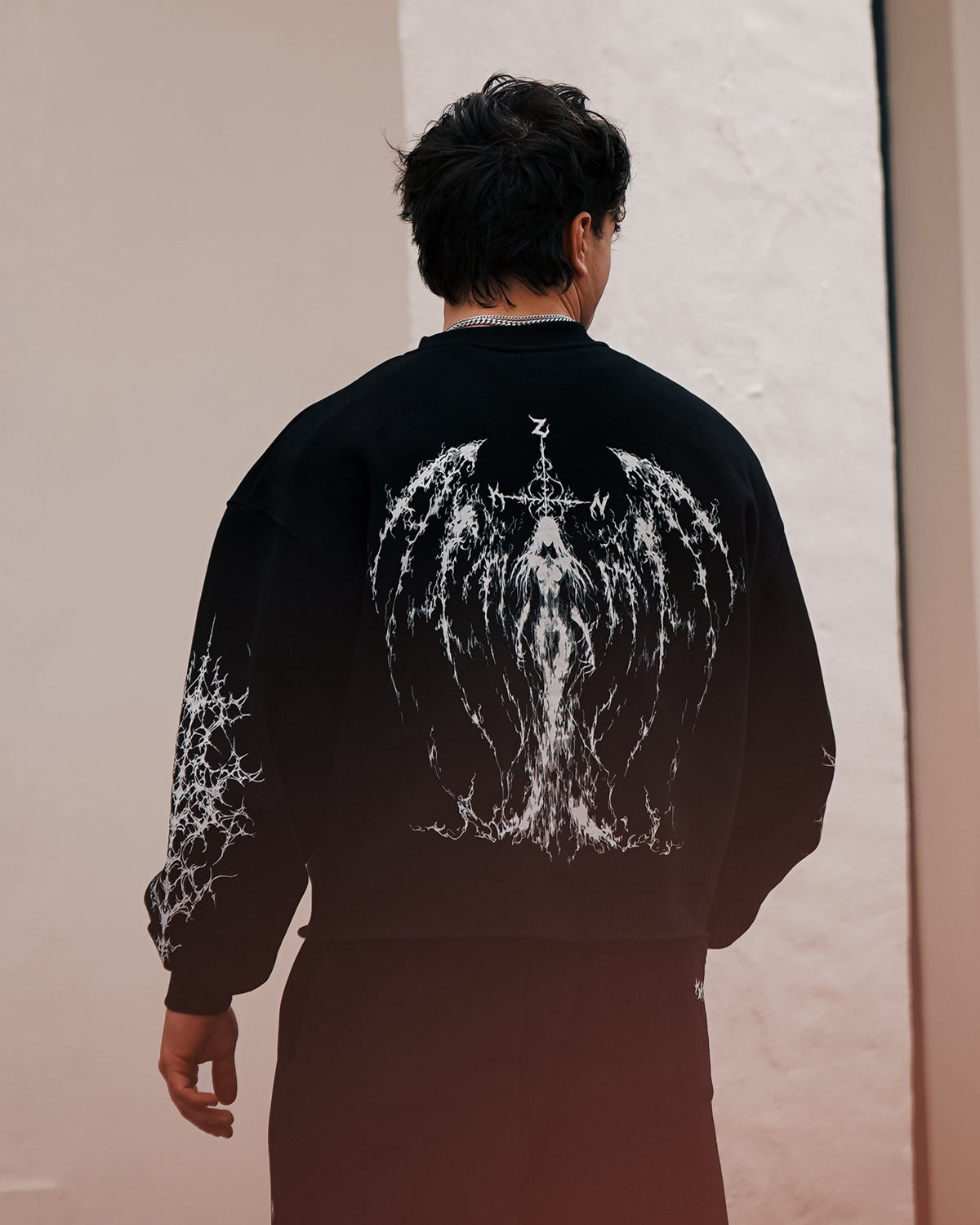 ROUGH CUT OVERSIZE CREWNECK