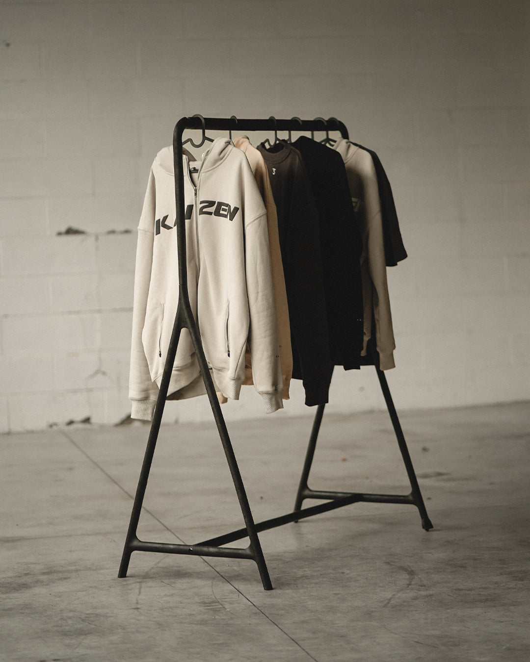 TEAM KAIZEN™ OVERSIZE FULL ZIP HOODIE