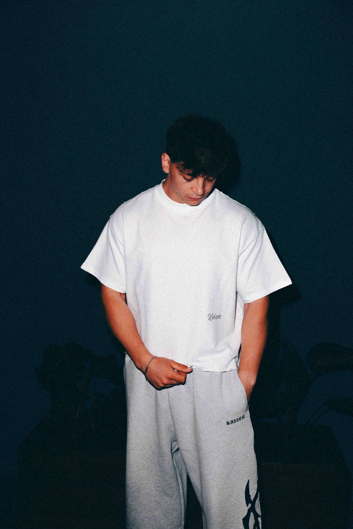 K-02 VINTAGE WASH BOXY DISTRESSED T-SHIRT - Off-White