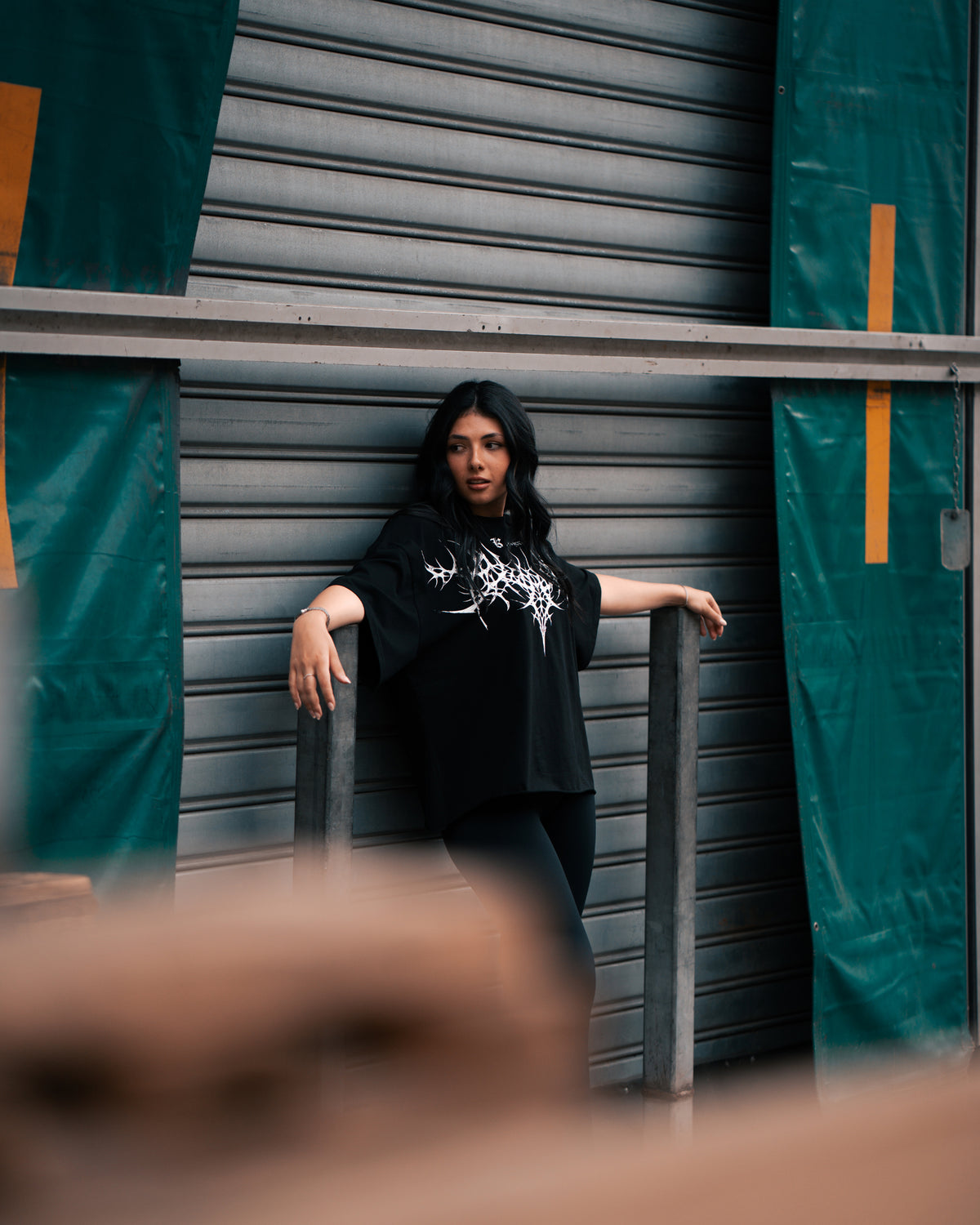 ROUGH CUT CROPPED OVERSIZE T-SHIRT - REVENGE / BLACK