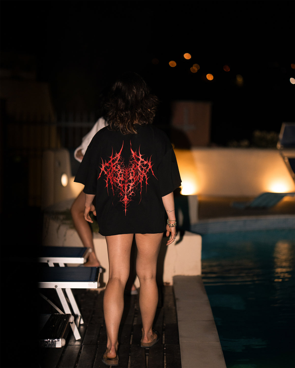 ROUGH CUT CROPPED OVERSIZE T-SHIRT - RED DEMON / BLACK