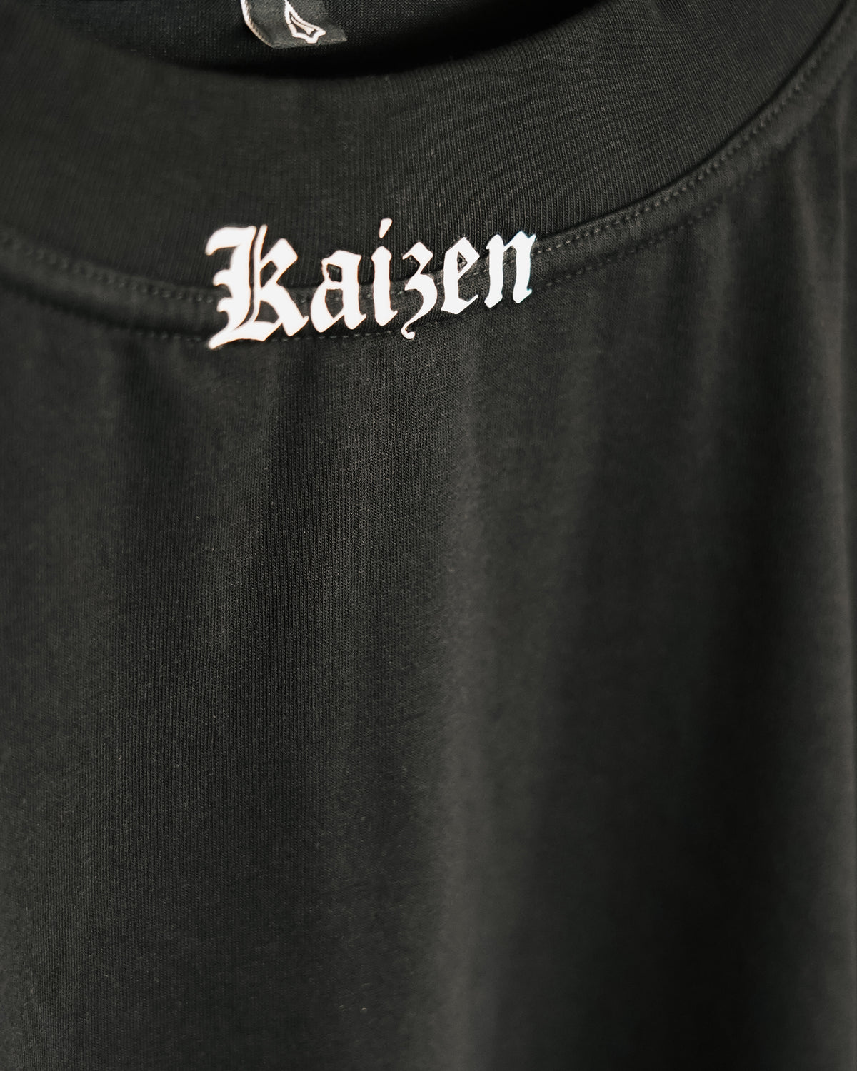 ROUGH CUT CROPPED OVERSIZE T-SHIRT - SPRAY PAINT / BLACK