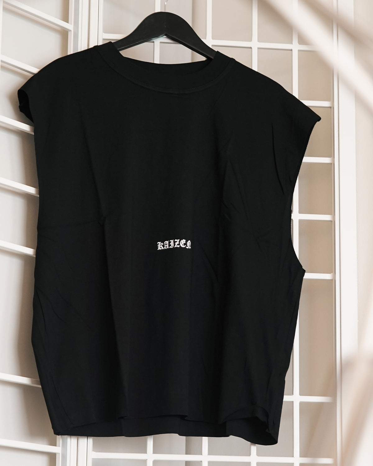 ROUGH CUT CROPPED OVERSIZE TANK - WHITE DEMON / BLACK