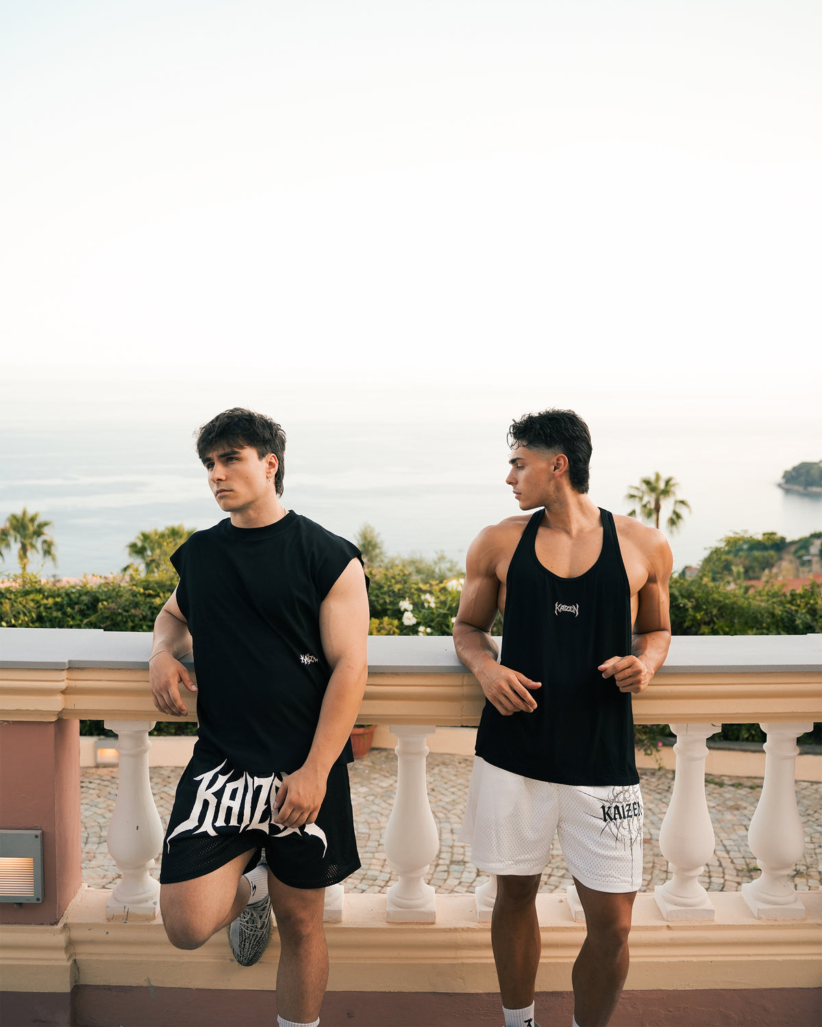 ULTRASOFT STRINGER TANK - GREY LOGO / BLACK