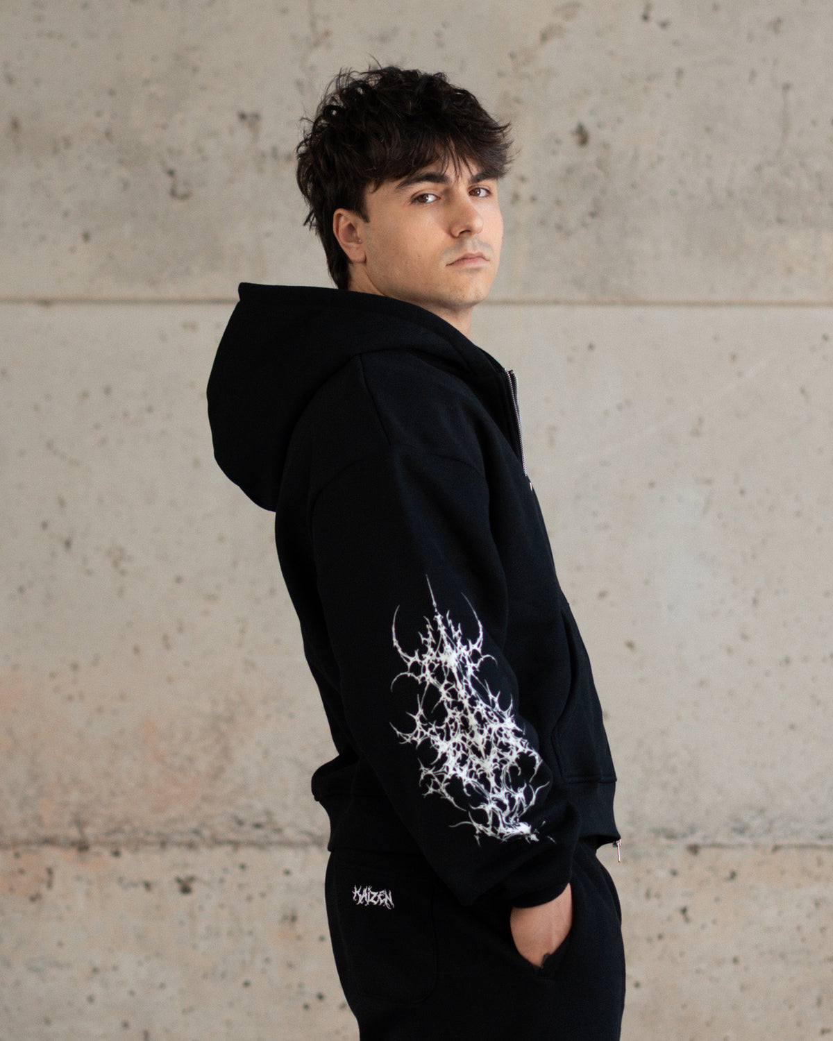 FULL DOUBLE ZIP BOXY HOODIE - REVENGE / BLACK