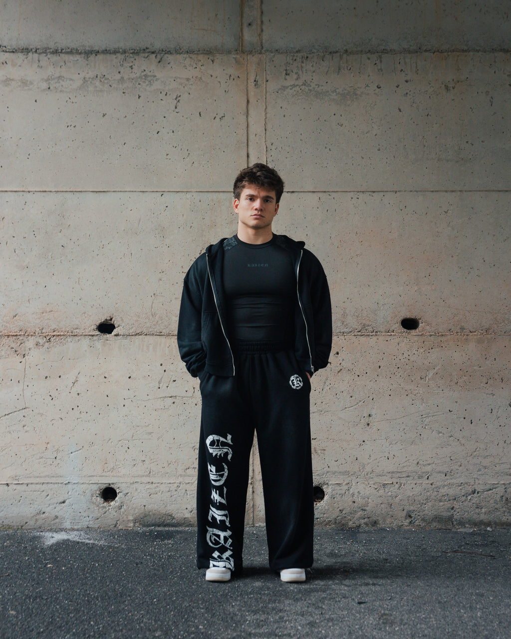 K-01 SYGILLISM COMPRESSION SHIRT - BLACK