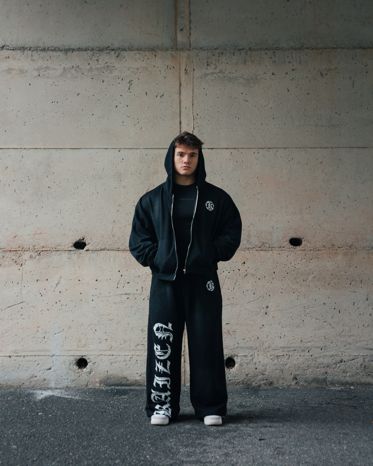 K-01 OG SET BAGGY NO-CUFF JOGGERS - BLACK