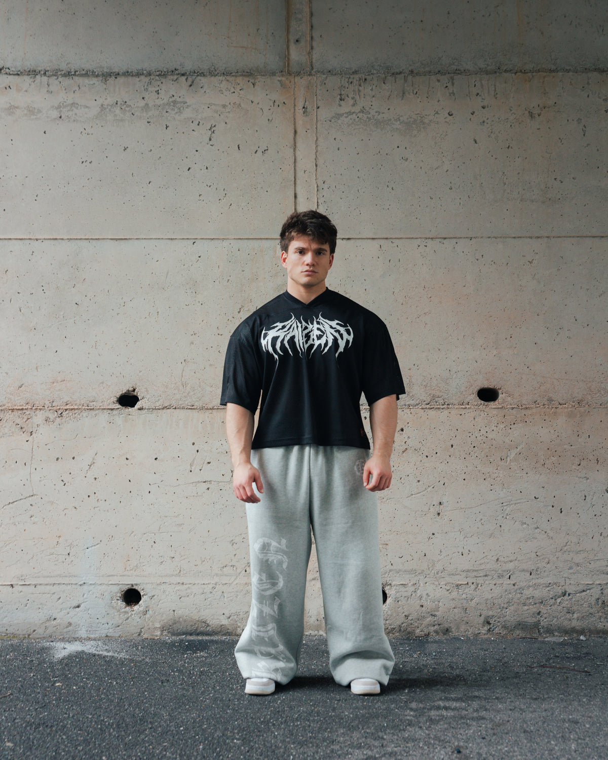 K-01 BOXY OVERSIZE VARSITY MESH SHIRT  - BLACK