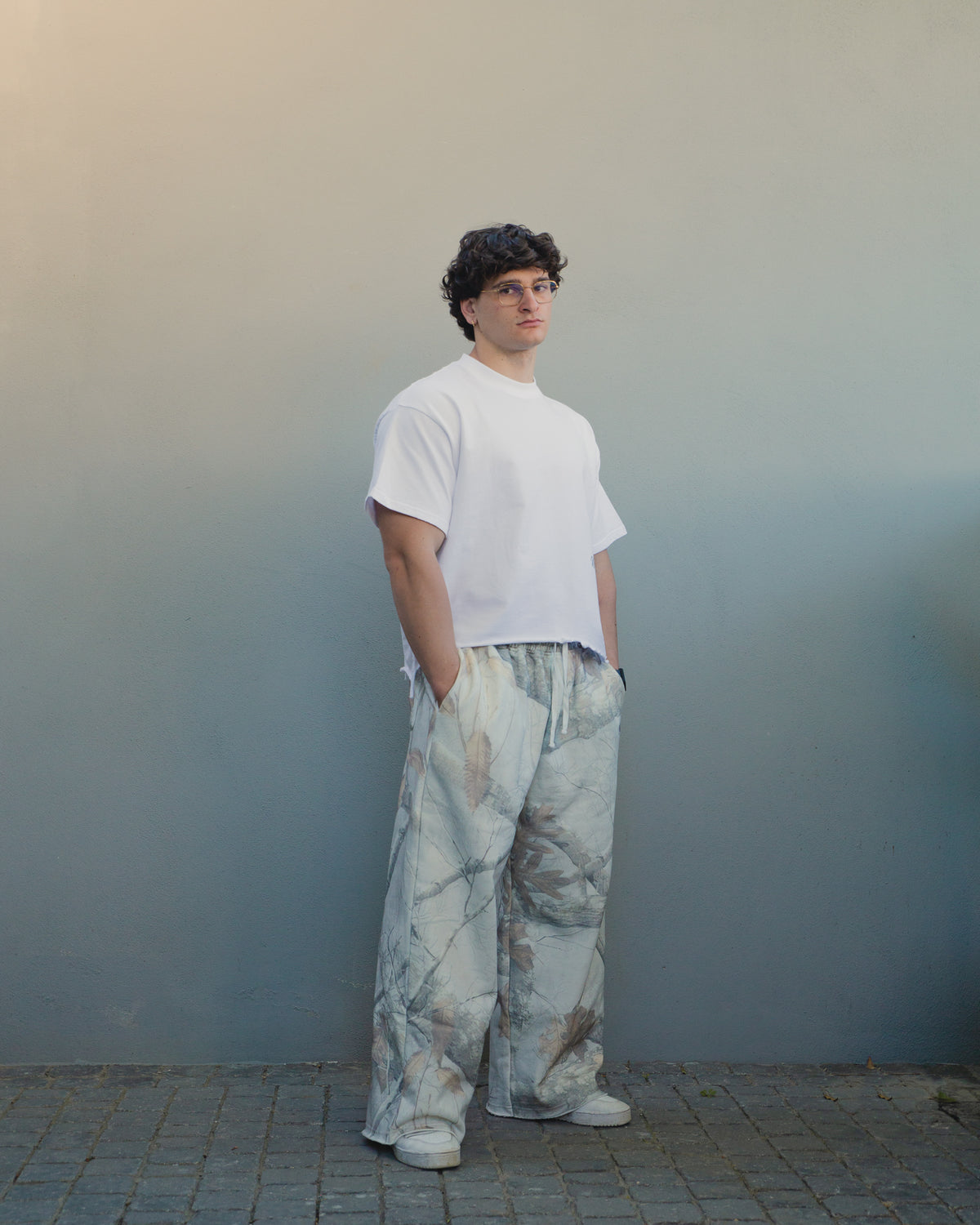 K-02 VINTAGE WASH BOXY DISTRESSED T-SHIRT - Off-White